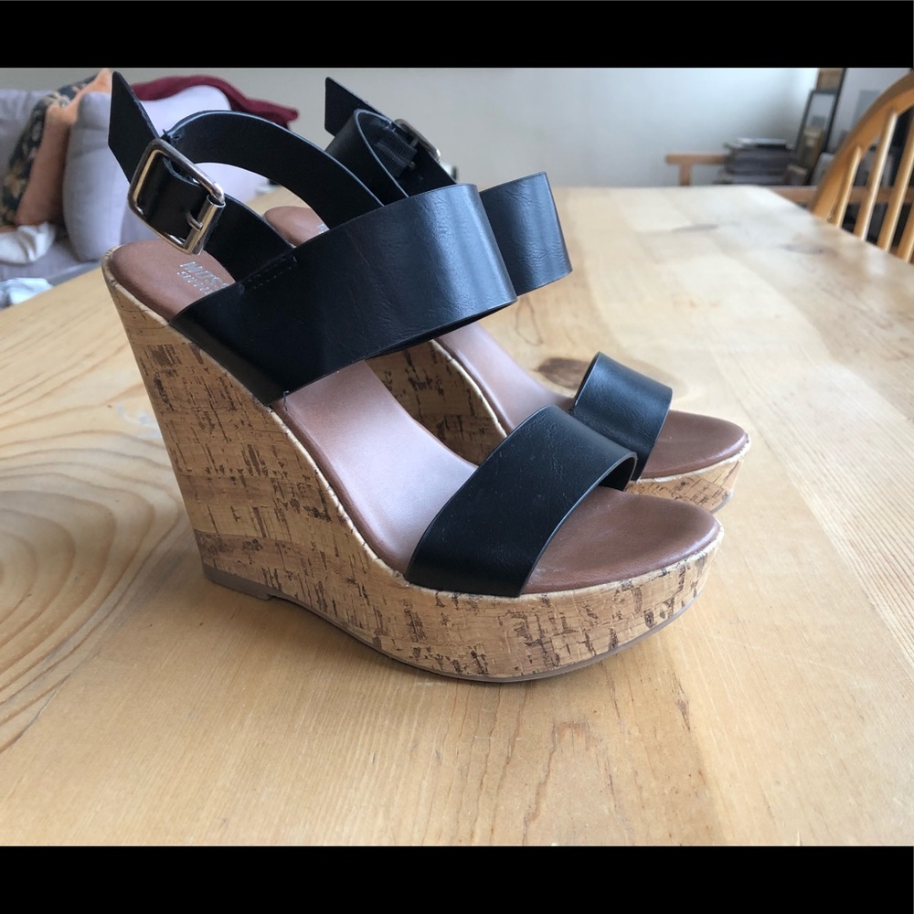 Jessica Simpson Wedges